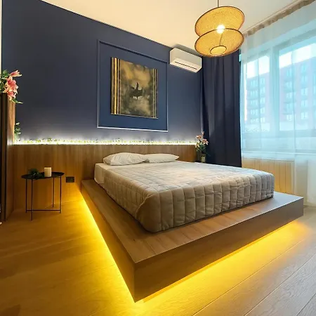 Bw Riverside Apartment *